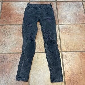 Distressed grunge look moto leggings